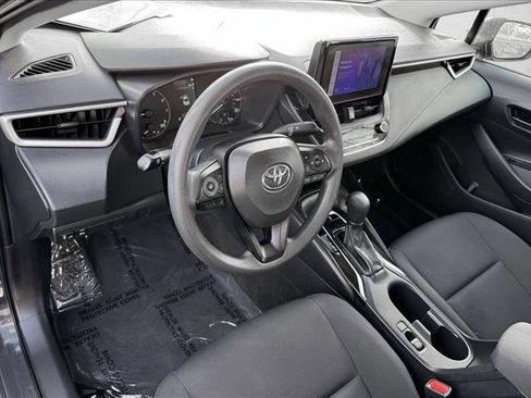 Used 2024 Toyota Corolla LE image 11