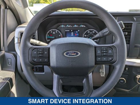 New 2024 Ford F450 XL w/ XL Chrome Package RWD image 20