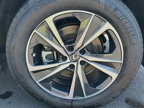 Used 2024 Lexus RX 350 Premium w/ Accessory Package (Z1) AWD/4WD image 28
