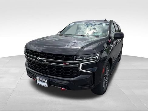 Certified 2021 Chevrolet Tahoe Z71 w/ Z71 Off-Road Package AWD/4WD image 2