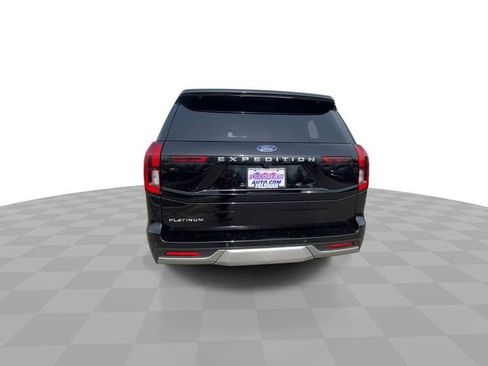 Used 2025 Ford Expedition Platinum AWD/4WD image 9