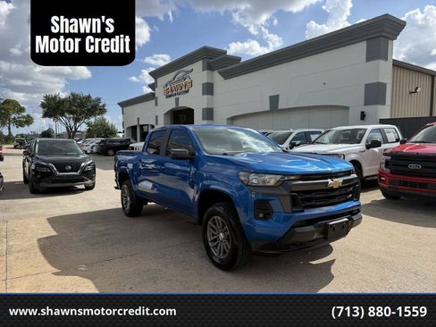 Used 2023 Chevrolet Colorado LT w/ LT Convenience Package AWD/4WD image 1