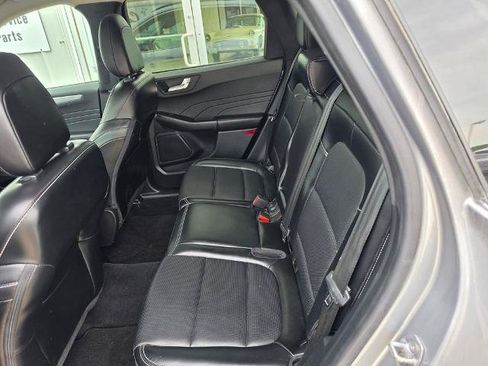 Certified 2023 Ford Escape Platinum AWD/4WD image 17