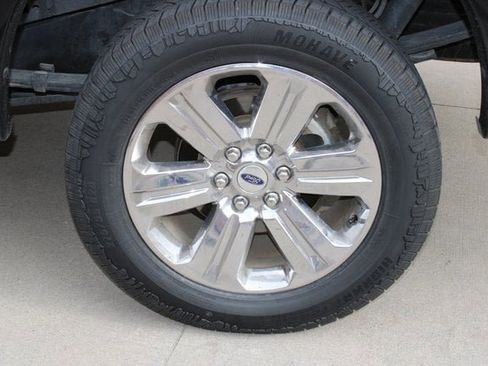 Used 2020 Ford F150 Lariat image 29