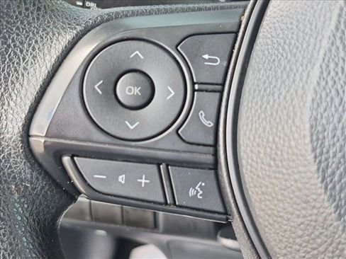 Used 2026 Toyota Corolla LE FWD image 23