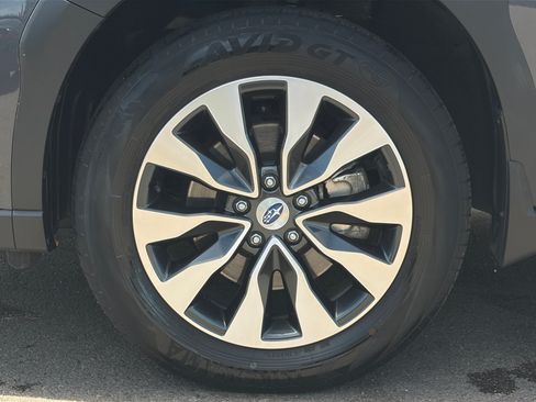 Used 2024 Subaru Outback Limited AWD/4WD image 11