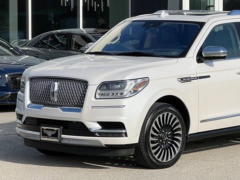 Used 2018 Lincoln Navigator Black Label w/ Cargo Package image 11