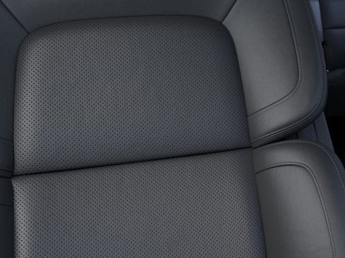 New 2022 Lincoln Navigator 4WD image 16