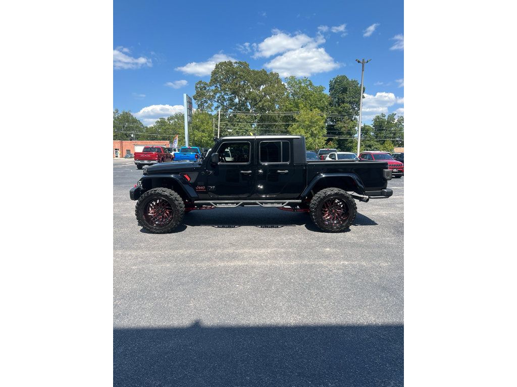 Used 2021 Jeep Gladiator Sport AWD/4WD image 4