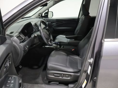Used 2022 Honda Pilot Elite image 12