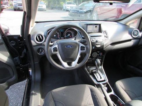 Used 2019 Ford Fiesta SE w/ Equipment Group 201A FWD image 12