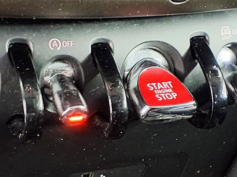 Used 2019 MINI Cooper Countryman w/ Storage Package FWD image 21