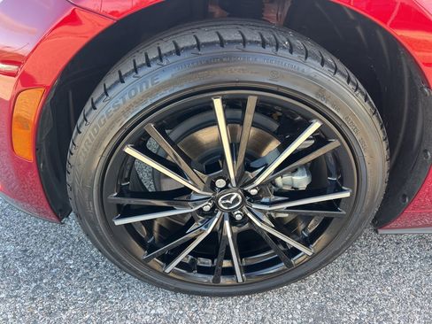 Used 2024 MAZDA MX-5 Miata Grand Touring w/ Appearance Package image 13