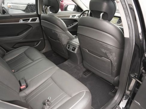 Used 2015 Hyundai Genesis 3.8 w/ Option Group 04 image 15