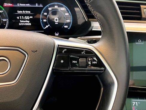 Used 2024 Audi Q8 e-tron Prestige w/ Prestige Package image 25