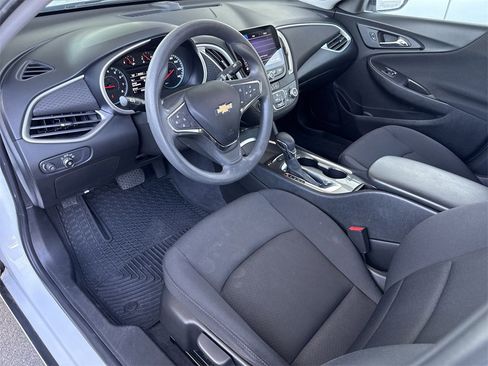 Used 2021 Chevrolet Malibu LS image 11