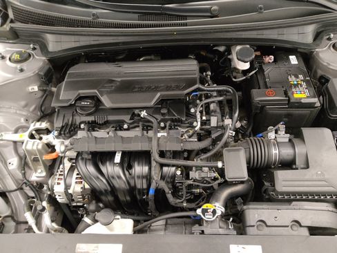 Used 2024 Hyundai Elantra SEL FWD image 30