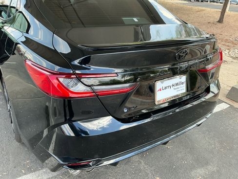 Used 2025 Toyota Camry XSE FWD image 24