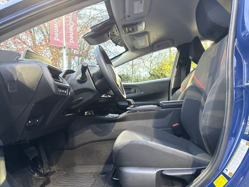 Certified 2024 Toyota Prius Prime SE image 9