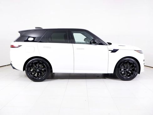 Used 2025 Land Rover Range Rover Sport Dynamic SE AWD/4WD image 33