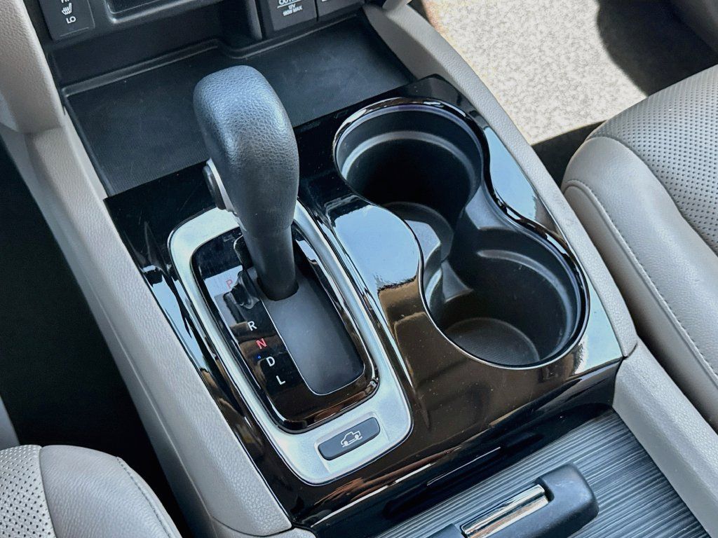 Used 2017 Honda Ridgeline RTL-E image 19