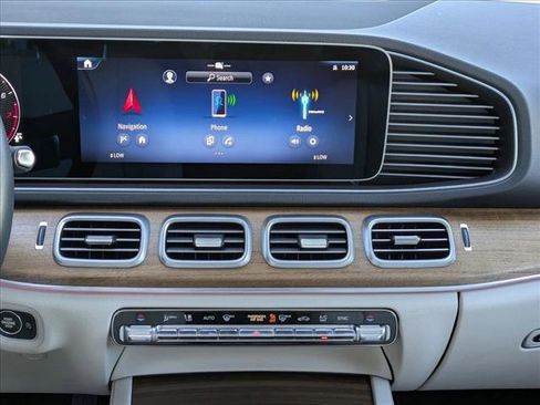 Certified 2025 Mercedes-Benz GLE 350 4MATIC image 18