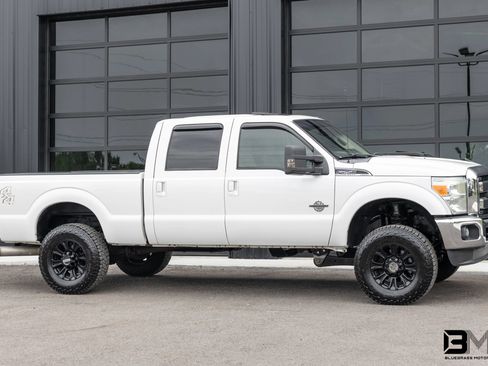Used 2013 Ford F250 Lariat w/ Lariat Ultimate Pkg AWD/4WD image 8
