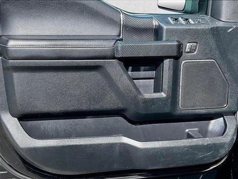 Used 2018 Ford F150 Raptor w/ Equipment Group 802A Luxury image 18