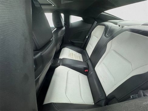 Used 2017 Chevrolet Camaro SS image 9