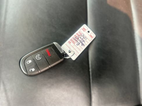 Used 2021 Dodge Durango GT AWD/4WD image 34