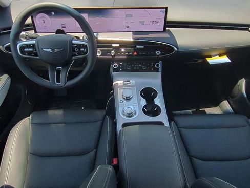 New 2026 Genesis GV70 2.5T Advanced AWD/4WD image 10