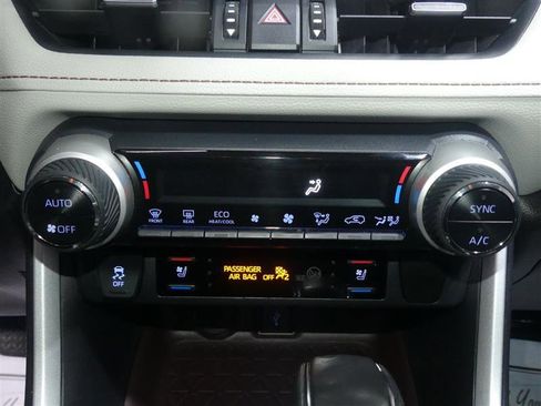 Used 2020 Toyota RAV4 Limited w/ Limited Grade Weather Package AWD/4WD image 38