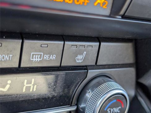 Used 2023 MAZDA CX-9 Touring image 29