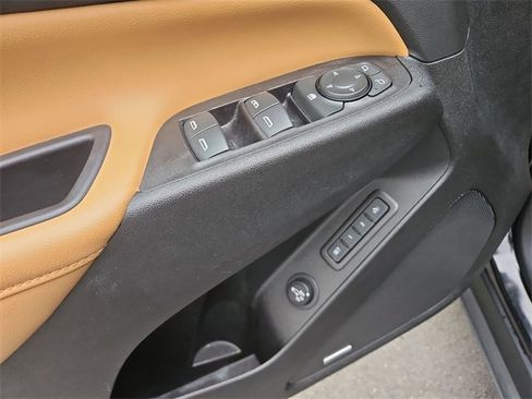 Used 2019 Chevrolet Equinox Premier image 23