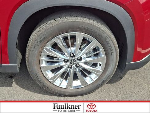 Certified 2025 Toyota Grand Highlander AWD image 8