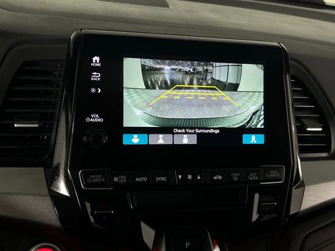 Used 2024 Honda Odyssey Sport image 19