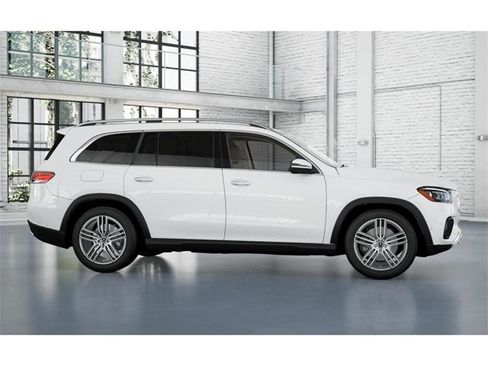 New 2026 Mercedes-Benz GLS 450 4MATIC image 15