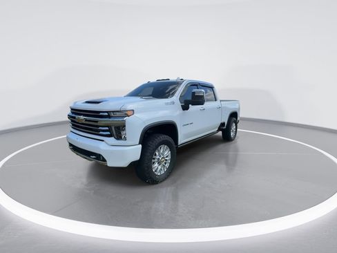 Used 2022 Chevrolet Silverado 2500 High Country w/ Z71 Off-Road Package AWD/4WD image 4