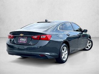 Used 2018 Chevrolet Malibu LS FWD video 2