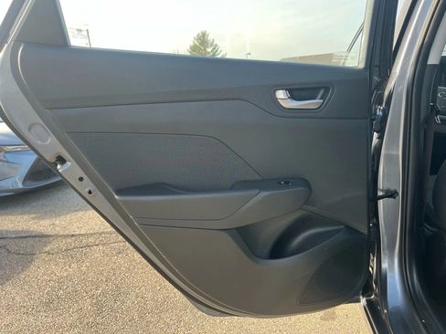 Used 2018 Hyundai Accent SE image 12