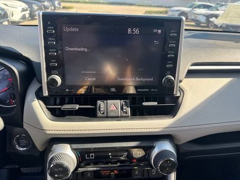 Used 2022 Toyota RAV4 XLE Premium AWD/4WD image 14