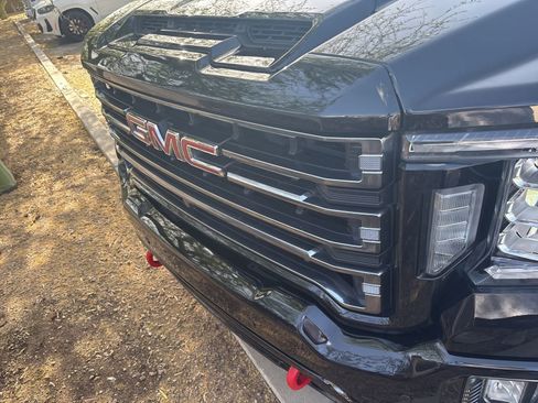 Certified 2023 GMC Sierra 3500 AT4 w/ AT4 Premium Plus Package AWD/4WD image 4
