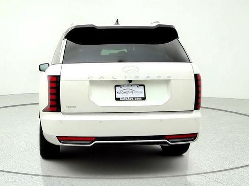 Used 2026 Hyundai Palisade Calligraphy FWD image 6