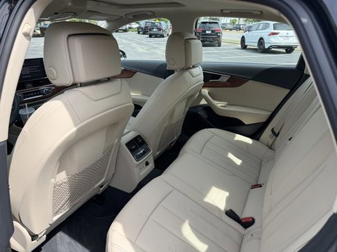 Used 2023 Audi A4 2.0T Premium Plus w/ Premium Plus Package AWD/4WD image 5
