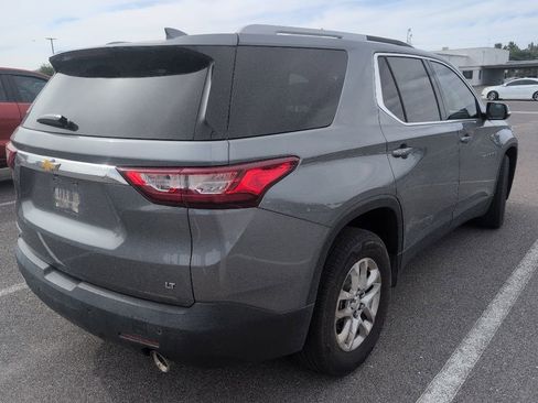 Used 2018 Chevrolet Traverse LT FWD image 3