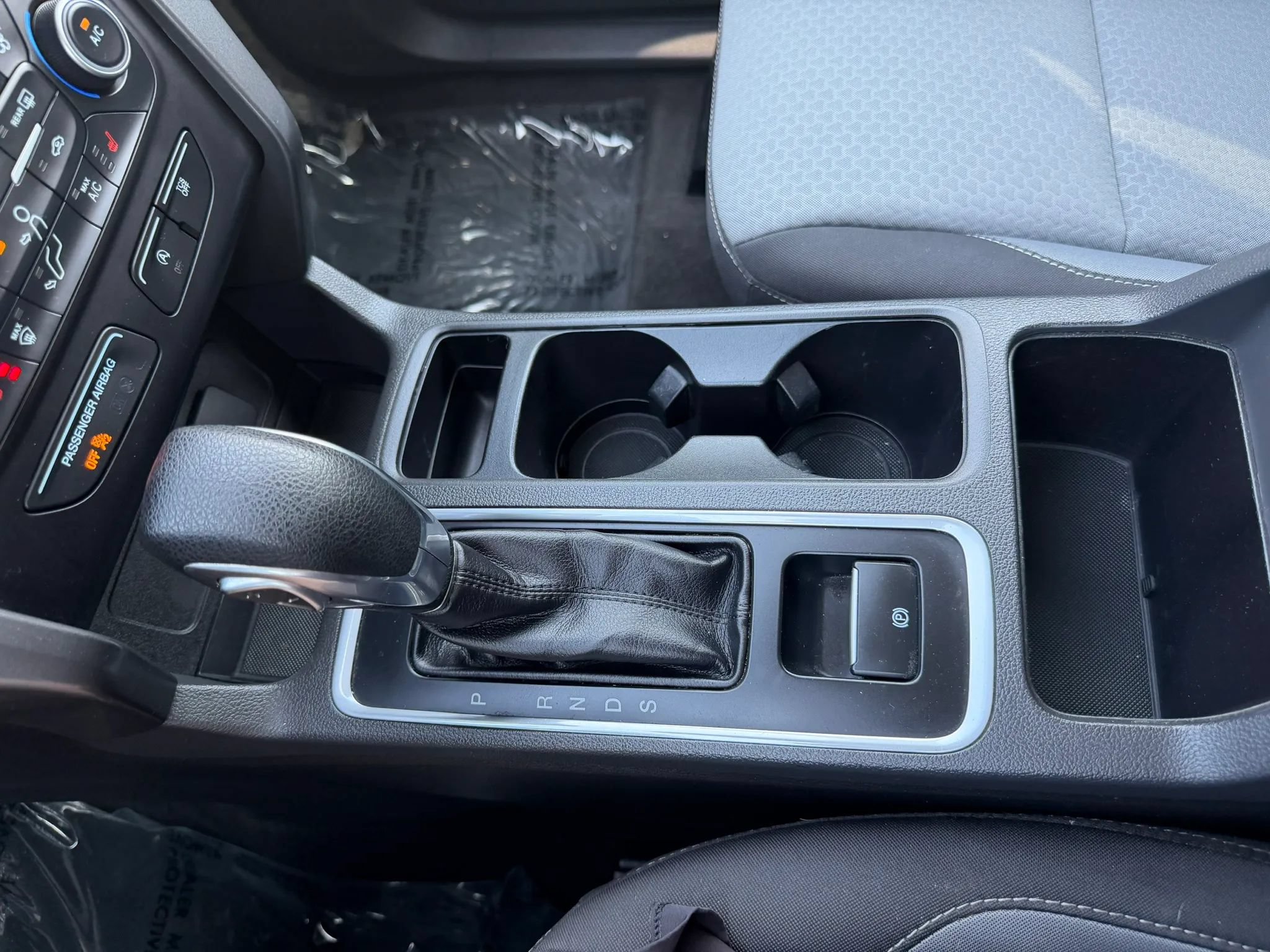 Used 2018 Ford Escape SE AWD/4WD image 28