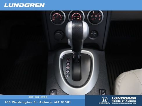Used 2012 Nissan Rogue SL AWD/4WD image 24