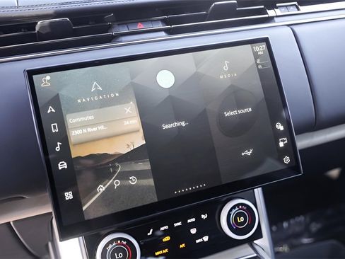 Used 2023 Land Rover Range Rover SV image 17