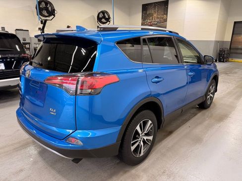 Used 2018 Toyota RAV4 XLE w/ Plus Extra Value Package image 6