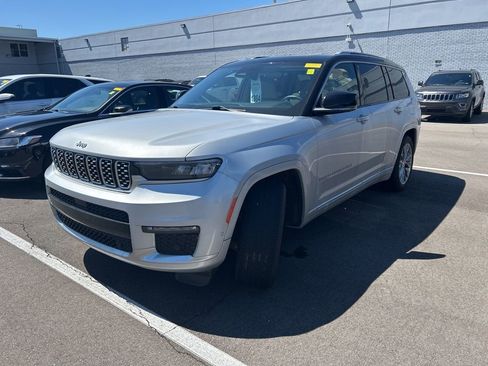 Used 2022 Jeep Grand Cherokee L Summit w/ Luxury Tech Group V AWD/4WD image 1